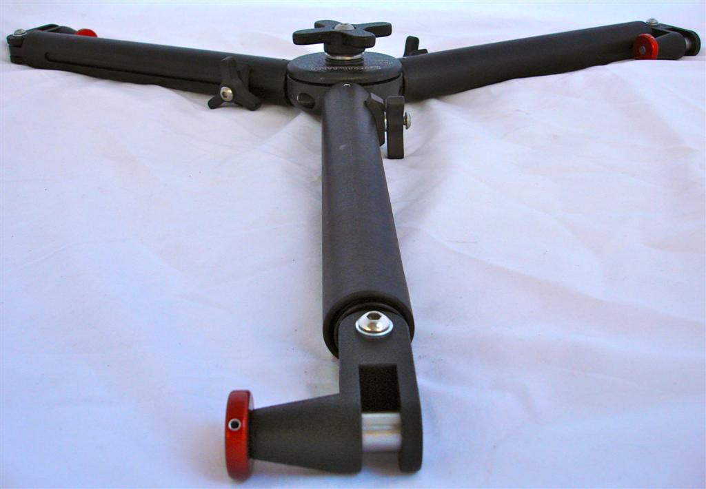 H.D.%20Off-GroundSpreader.jpg
